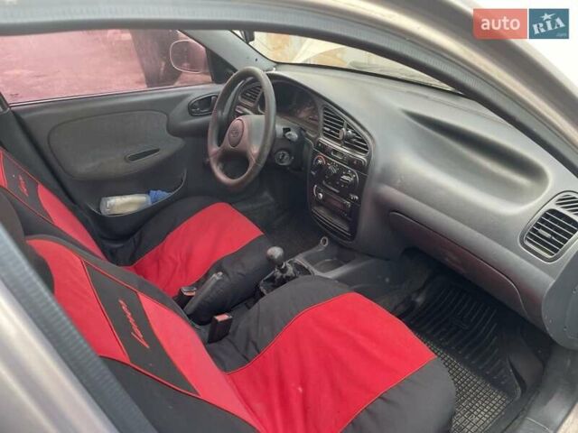 Бежевый Дэу Ланос, объемом двигателя 0 л и пробегом 290 тыс. км за 1500 $, фото 2 на Automoto.ua