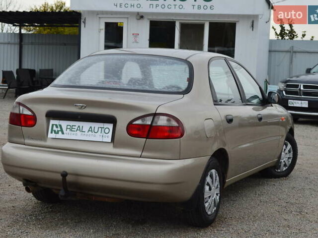 Бежевый Дэу Ланос, объемом двигателя 1.5 л и пробегом 268 тыс. км за 2900 $, фото 2 на Automoto.ua