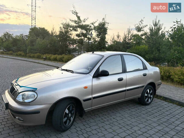 Дэу Ланос 2008 в Ивано-Франковске на Automoto.ua Бежевый Дэу Ланос, объемом двигателя 1.6 л и пробегом 107 тыс. км за 3900 $, фото 4 на Automoto.ua