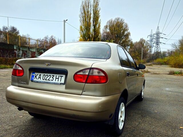 Бежевый Дэу Ланос, объемом двигателя 1.5 л и пробегом 220 тыс. км за 2750 $, фото 3 на Automoto.ua