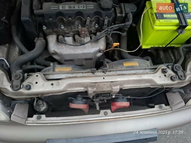 Дэу Ланос 2008 в Киеве на Automoto.ua Бежевый Дэу Ланос, объемом двигателя 1.5 л и пробегом 165 тыс. км за 2700 $, фото 3 на Automoto.ua