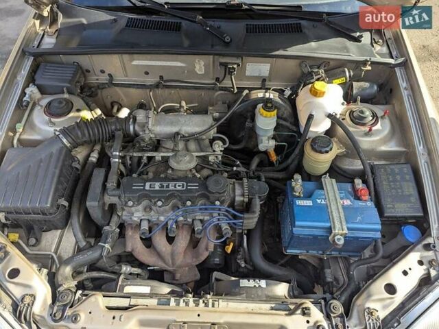 Бежевый Дэу Ланос, объемом двигателя 1.5 л и пробегом 170 тыс. км за 3199 $, фото 7 на Automoto.ua