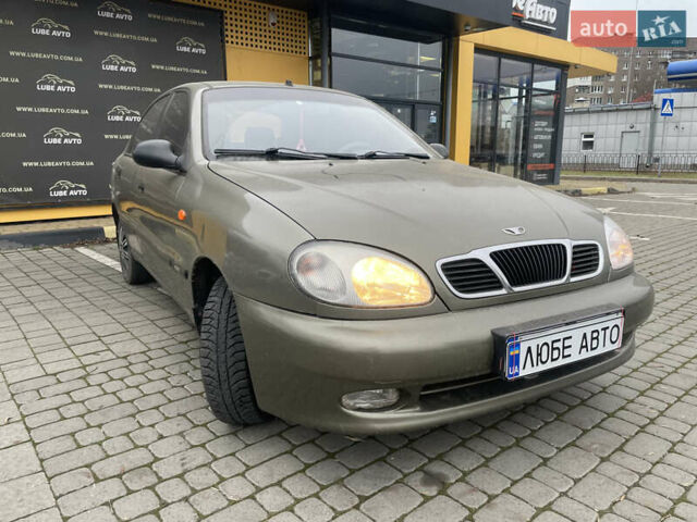 Бежевый Дэу Ланос, объемом двигателя 1.5 л и пробегом 200 тыс. км за 2000 $, фото 1 на Automoto.ua