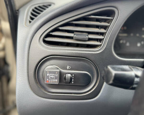 Бежевый Дэу Ланос, объемом двигателя 1.5 л и пробегом 180 тыс. км за 2500 $, фото 17 на Automoto.ua