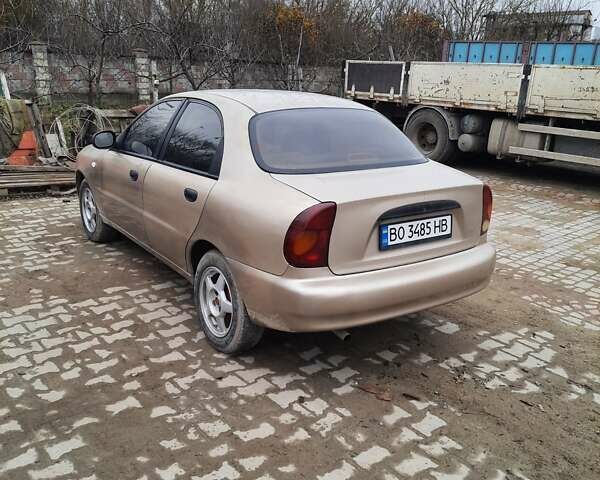 Бежевый Дэу Ланос, объемом двигателя 1.5 л и пробегом 180 тыс. км за 2200 $, фото 2 на Automoto.ua