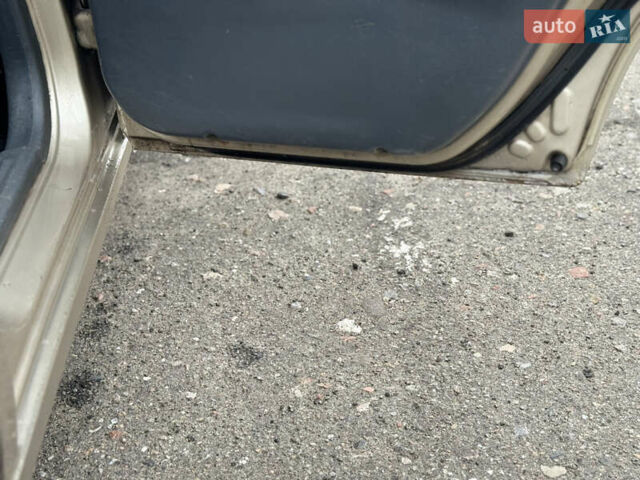 Бежевый Дэу Ланос, объемом двигателя 1.5 л и пробегом 180 тыс. км за 2500 $, фото 10 на Automoto.ua