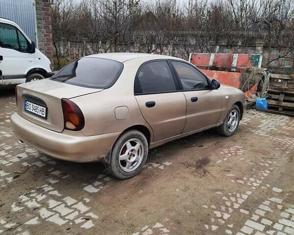 Бежевый Дэу Ланос, объемом двигателя 1.5 л и пробегом 180 тыс. км за 2200 $, фото 1 на Automoto.ua