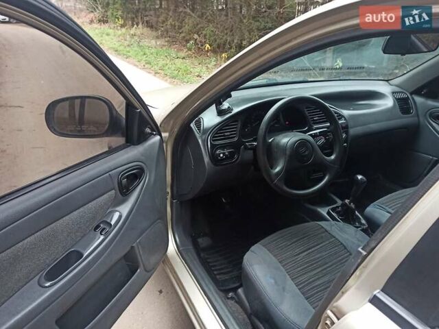 Бежевый Дэу Ланос, объемом двигателя 1.5 л и пробегом 198 тыс. км за 1850 $, фото 4 на Automoto.ua