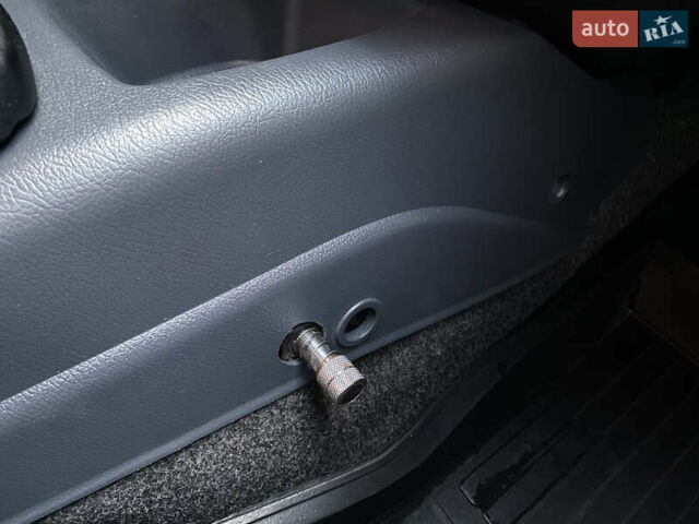 Чорний Деу Ланос, об'ємом двигуна 1.5 л та пробігом 210 тис. км за 3000 $, фото 8 на Automoto.ua