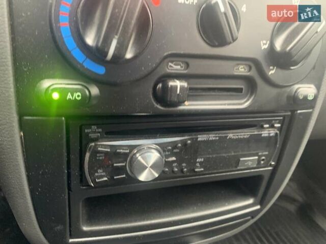 Черный Дэу Ланос, объемом двигателя 1.5 л и пробегом 96 тыс. км за 2900 $, фото 18 на Automoto.ua