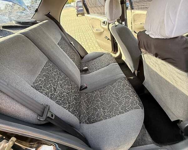 Черный Дэу Ланос, объемом двигателя 1.5 л и пробегом 163 тыс. км за 2900 $, фото 9 на Automoto.ua