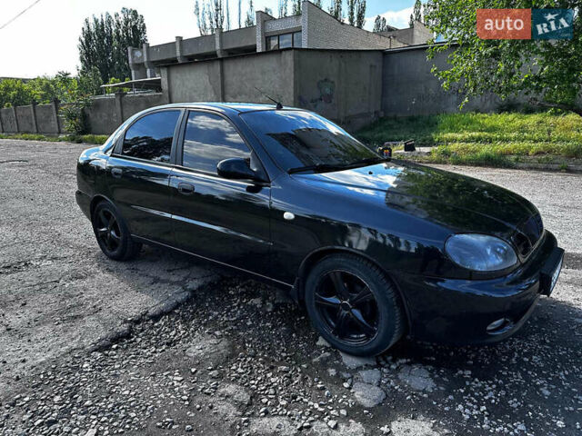 Черный Дэу Ланос, объемом двигателя 1.5 л и пробегом 220 тыс. км за 3100 $, фото 6 на Automoto.ua