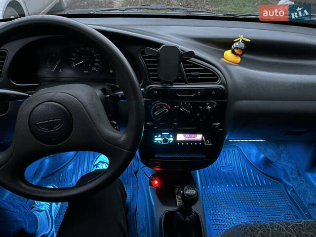Черный Дэу Ланос, объемом двигателя 1.5 л и пробегом 140 тыс. км за 2500 $, фото 26 на Automoto.ua