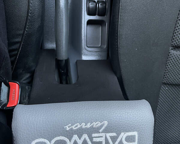 Черный Дэу Ланос, объемом двигателя 1.5 л и пробегом 198 тыс. км за 2199 $, фото 15 на Automoto.ua