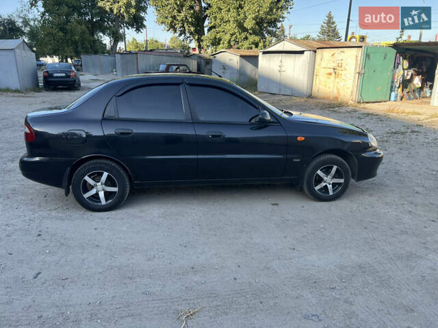 Чорний Деу Ланос, об'ємом двигуна 1.5 л та пробігом 134 тис. км за 4000 $, фото 3 на Automoto.ua