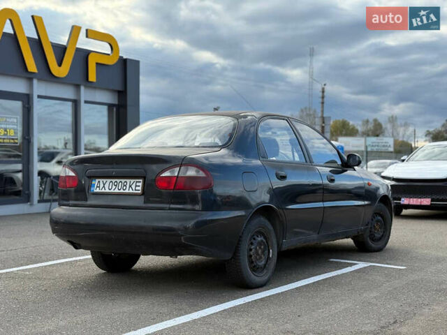 Черный Дэу Ланос, объемом двигателя 1.5 л и пробегом 209 тыс. км за 1100 $, фото 3 на Automoto.ua