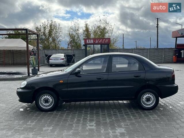 Черный Дэу Ланос, объемом двигателя 1.5 л и пробегом 105 тыс. км за 2450 $, фото 4 на Automoto.ua