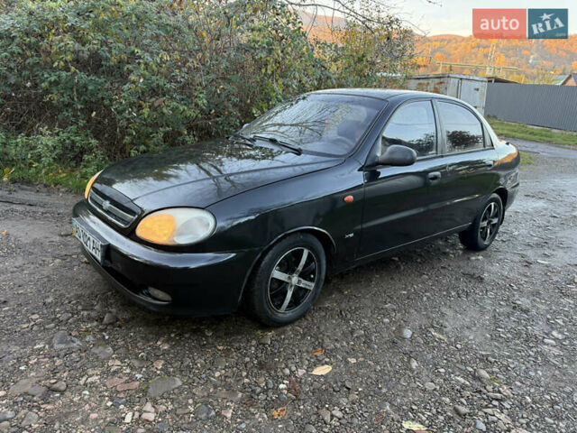 Черный Дэу Ланос, объемом двигателя 1.5 л и пробегом 300 тыс. км за 1700 $, фото 1 на Automoto.ua