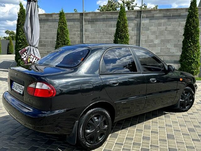 Черный Дэу Ланос, объемом двигателя 1.5 л и пробегом 176 тыс. км за 2899 $, фото 3 на Automoto.ua