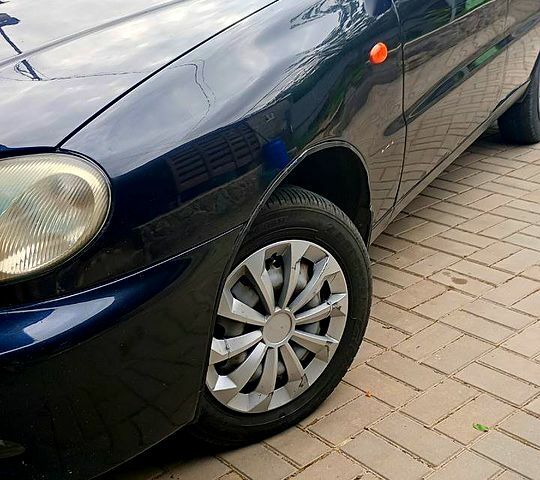 Черный Дэу Ланос, объемом двигателя 1.5 л и пробегом 262 тыс. км за 2200 $, фото 3 на Automoto.ua