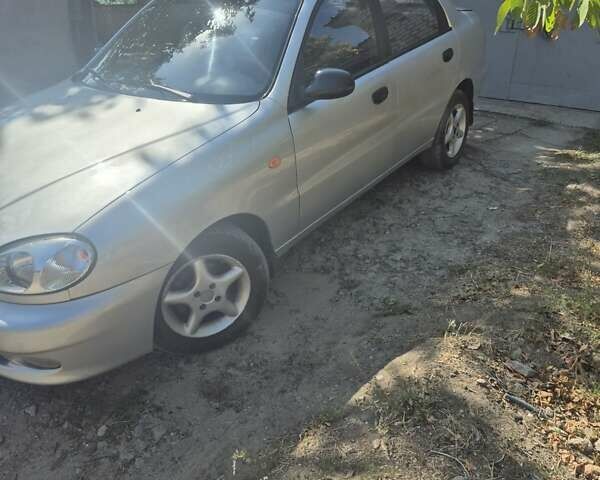Черный Дэу Ланос, объемом двигателя 1.5 л и пробегом 255 тыс. км за 2500 $, фото 3 на Automoto.ua