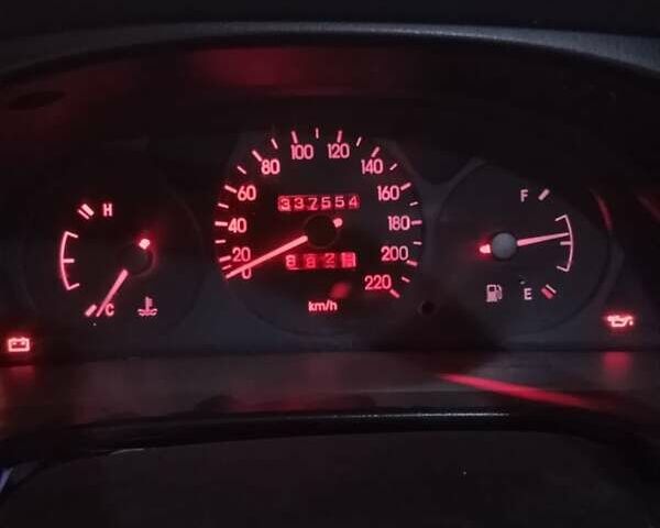 Черный Дэу Ланос, объемом двигателя 1.5 л и пробегом 337 тыс. км за 2600 $, фото 1 на Automoto.ua