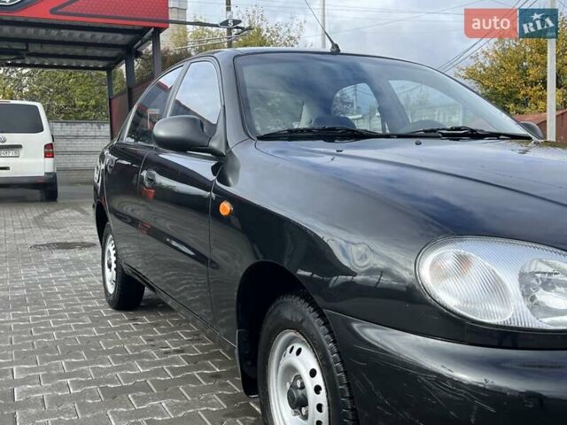 Черный Дэу Ланос, объемом двигателя 1.5 л и пробегом 105 тыс. км за 2450 $, фото 8 на Automoto.ua