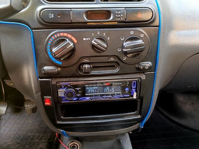 Дэу Ланос 2007 в Днепре (Днепропетровске) на Automoto.ua Черный Дэу Ланос, объемом двигателя 1.5 л и пробегом 217 тыс. км за 1650 $, фото 6 на Automoto.ua