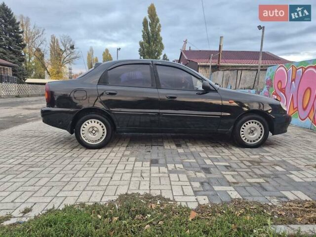 Деу Ланос 2007 у Новомосковске на Automoto.ua Чорний Деу Ланос, об'ємом двигуна 1.5 л та пробігом 252 тис. км за 2500 $, фото 3 на Automoto.ua