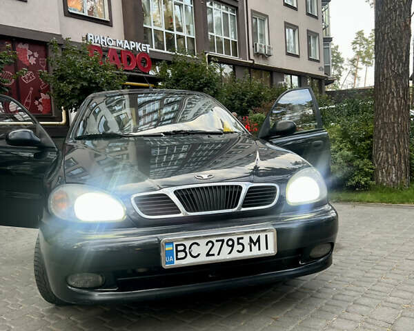 Черный Дэу Ланос, объемом двигателя 1.5 л и пробегом 197 тыс. км за 2400 $, фото 1 на Automoto.ua