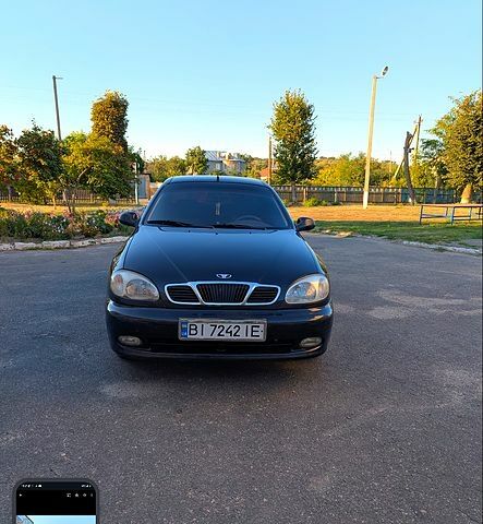 Черный Дэу Ланос, объемом двигателя 1.5 л и пробегом 155 тыс. км за 2600 $, фото 1 на Automoto.ua