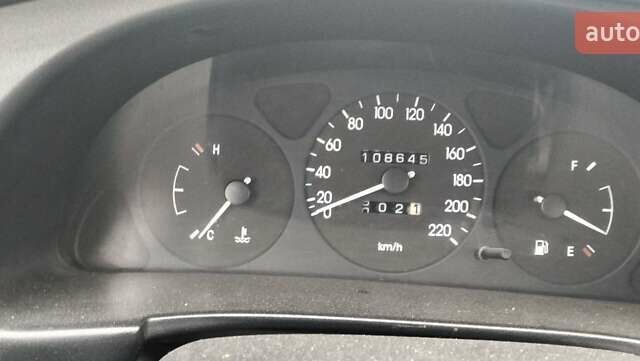 Черный Дэу Ланос, объемом двигателя 1.5 л и пробегом 108 тыс. км за 2300 $, фото 3 на Automoto.ua
