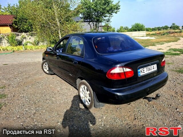 Черный Дэу Ланос, объемом двигателя 1.5 л и пробегом 217 тыс. км за 2800 $, фото 1 на Automoto.ua