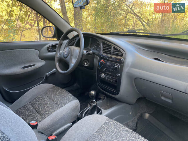 Дэу Ланос 2008 в Кривом Роге на Automoto.ua Черный Дэу Ланос, объемом двигателя 1.5 л и пробегом 105 тыс. км за 2700 $, фото 5 на Automoto.ua