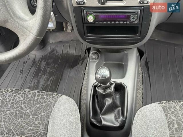 Черный Дэу Ланос, объемом двигателя 1.5 л и пробегом 128 тыс. км за 2999 $, фото 60 на Automoto.ua