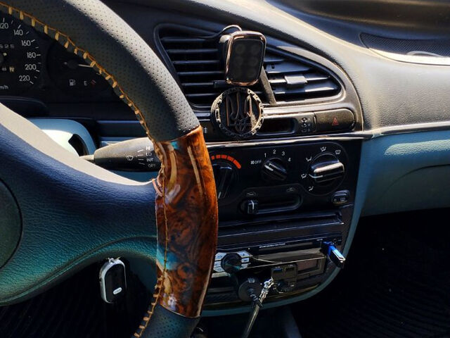 Черный Дэу Ланос, объемом двигателя 1.5 л и пробегом 240 тыс. км за 3300 $, фото 6 на Automoto.ua