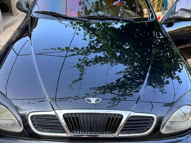 Черный Дэу Ланос, объемом двигателя 1.5 л и пробегом 192 тыс. км за 2700 $, фото 1 на Automoto.ua