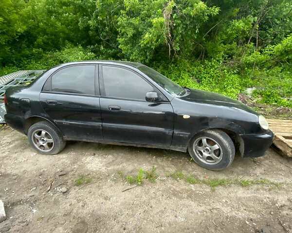Черный Дэу Ланос, объемом двигателя 0 л и пробегом 250 тыс. км за 2000 $, фото 1 на Automoto.ua