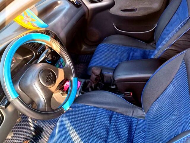 Чорний Деу Ланос, об'ємом двигуна 15 л та пробігом 211 тис. км за 3100 $, фото 3 на Automoto.ua