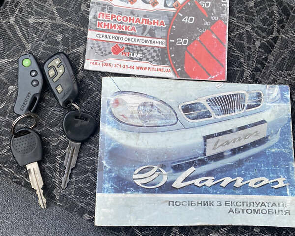 Дэу Ланос 2008 в Кривом Роге на Automoto.ua Черный Дэу Ланос, объемом двигателя 1.5 л и пробегом 105 тыс. км за 2700 $, фото 9 на Automoto.ua