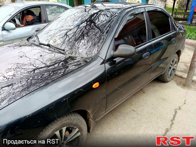 Черный Дэу Ланос, объемом двигателя 1.5 л и пробегом 230 тыс. км за 3100 $, фото 3 на Automoto.ua