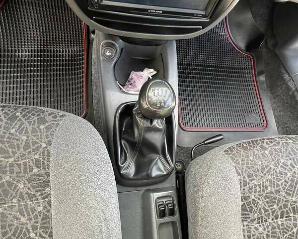 Черный Дэу Ланос, объемом двигателя 1.6 л и пробегом 137 тыс. км за 3600 $, фото 15 на Automoto.ua