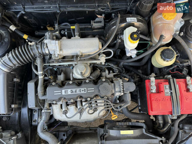 Черный Дэу Ланос, объемом двигателя 1.5 л и пробегом 100 тыс. км за 2900 $, фото 36 на Automoto.ua