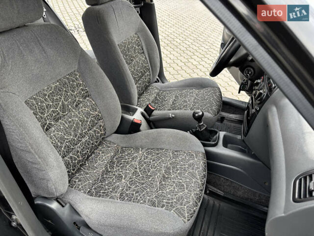 Чорний Деу Ланос, об'ємом двигуна 1.5 л та пробігом 186 тис. км за 2950 $, фото 14 на Automoto.ua