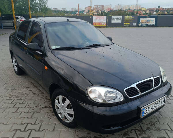 Чорний Деу Ланос, об'ємом двигуна 1.5 л та пробігом 271 тис. км за 2000 $, фото 1 на Automoto.ua