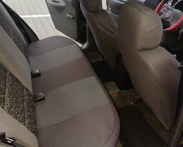 Чорний Деу Ланос, об'ємом двигуна 1.5 л та пробігом 114 тис. км за 2200 $, фото 8 на Automoto.ua