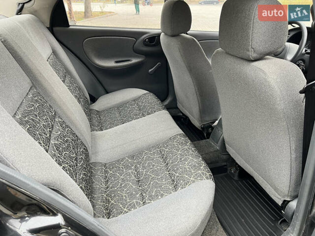 Чорний Деу Ланос, об'ємом двигуна 1.4 л та пробігом 89 тис. км за 2999 $, фото 15 на Automoto.ua