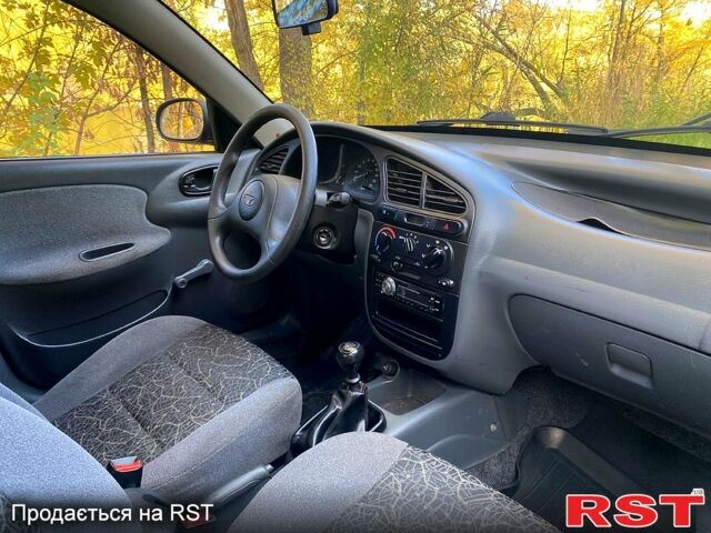 Дэу Ланос 2008 в Кривом Роге на Automoto.ua Черный Дэу Ланос, объемом двигателя 1.5 л и пробегом 105 тыс. км за 2700 $, фото 5 на Automoto.ua
