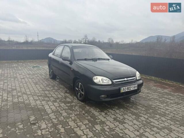 Черный Дэу Ланос, объемом двигателя 1.5 л и пробегом 300 тыс. км за 2200 $, фото 1 на Automoto.ua