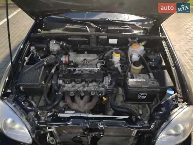 Чорний Деу Ланос, об'ємом двигуна 1.5 л та пробігом 147 тис. км за 2350 $, фото 5 на Automoto.ua